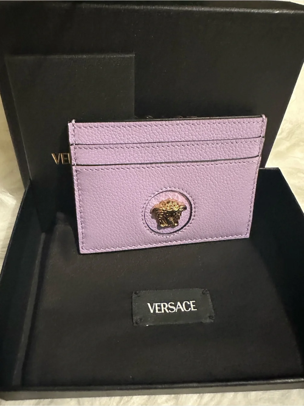 NWT Versace Lilac Medusa Leather Card Holder Card Case Full Set Giftable